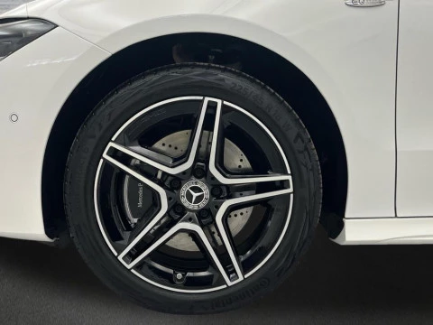 Mercedes-Benz CLA 250 e