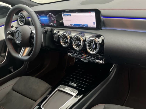 Mercedes-Benz CLA 250 e