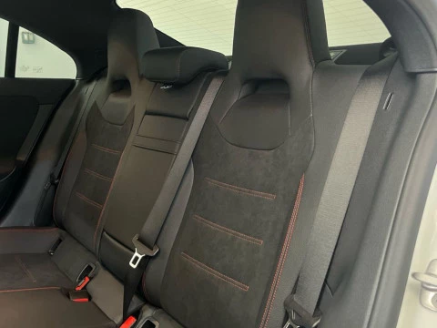 Mercedes-Benz CLA 250 e