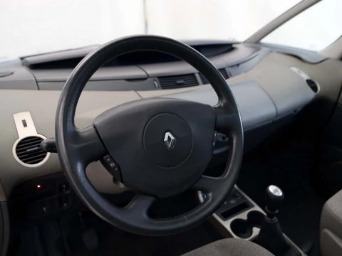 Renault GRAND ESPACE 2.2DCI 16V EXPRESSION 7 PLAZAS