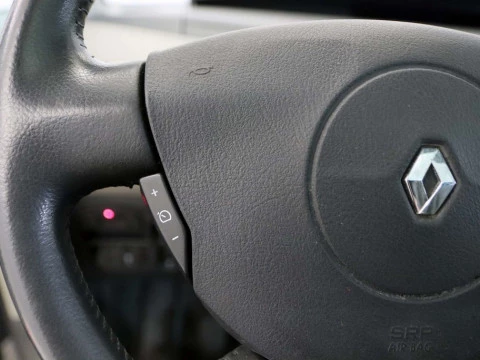 Renault GRAND ESPACE 2.2DCI 16V EXPRESSION 7 PLAZAS