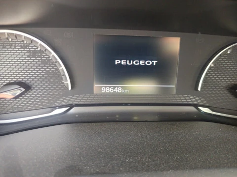Peugeot 2008 Active Pack BlueHDI 81kW (110CV)