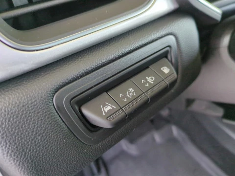 Renault Captur Fast Track E-TECH PHEV 160cv