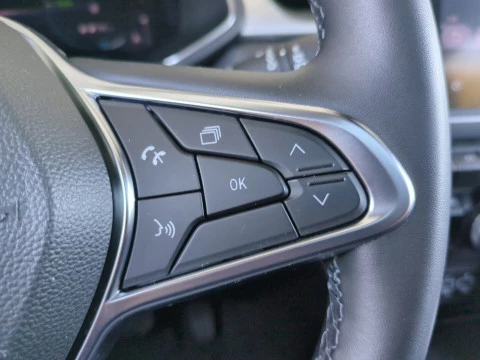 Renault Captur Fast Track E-TECH PHEV 160cv