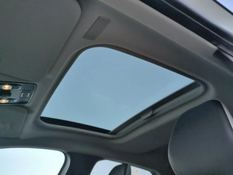 Renault Captur Fast Track E-TECH PHEV 160cv