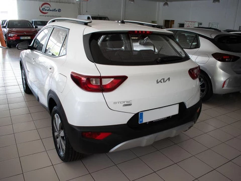 Kia Stonic 1.0 T-GDI MHEV IMT 74KW CONCEPT 5P