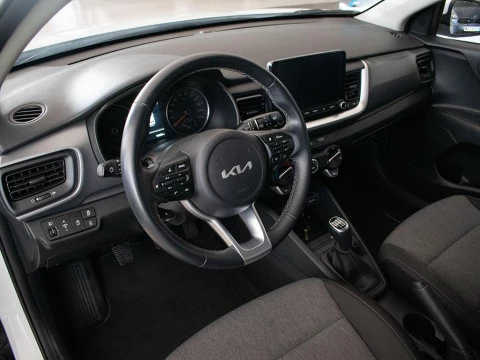 Kia Stonic 1.0 T-GDI MHEV IMT 74KW CONCEPT 5P