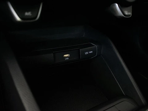 Kia Stonic 1.0 T-GDI MHEV IMT 74KW CONCEPT 5P