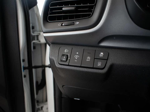 Kia Stonic 1.0 T-GDI MHEV IMT 74KW CONCEPT 5P