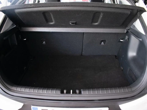 Kia Stonic 1.0 T-GDI MHEV IMT 74KW CONCEPT 5P