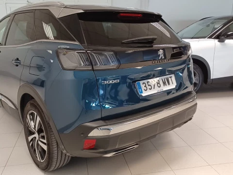 Peugeot 3008 Hybrid 225 e-EAT8 GT