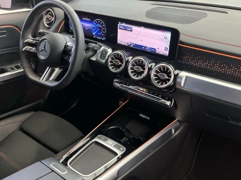 Mercedes-Benz EQB 250+