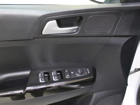 Kia Sportage 1.6 MHEV Drive Plus 85kW (115CV) 4x2