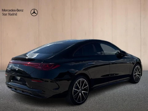 Mercedes-Benz CLA  250+ con tecnologia EQ