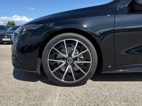 Mercedes-Benz CLA  250+ con tecnologia EQ