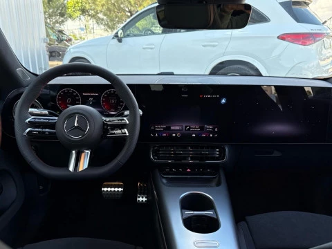 Mercedes-Benz CLA  250+ con tecnologia EQ