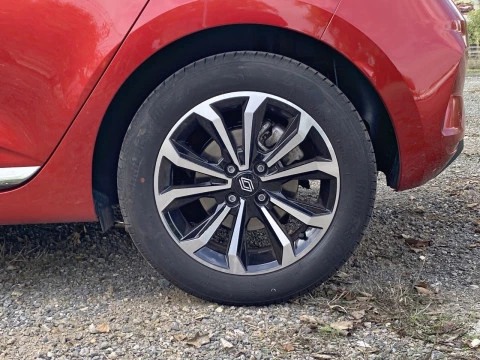 Renault Clio techno Eco-G 100cv (74kW)