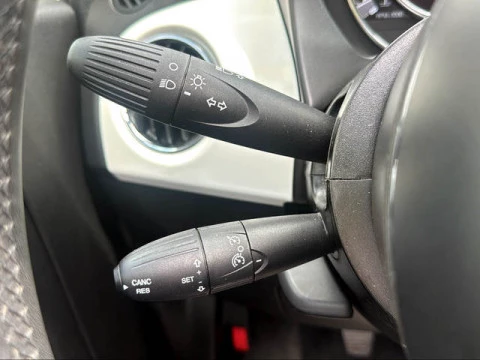 Fiat 500C 1.0 Hybrid Monotrim 51 kW (70 CV)