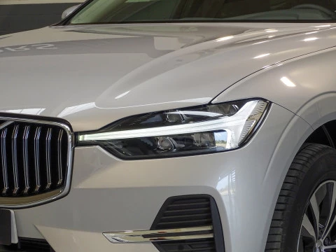 Volvo XC60 2.0 T6 AWD Recharge Core Auto