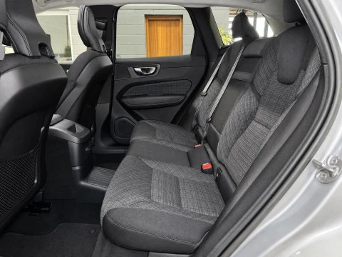 Volvo XC60 2.0 T6 AWD Recharge Core Auto