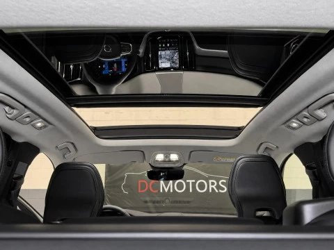 Volvo XC60 2.0 T6 AWD Recharge Core Auto