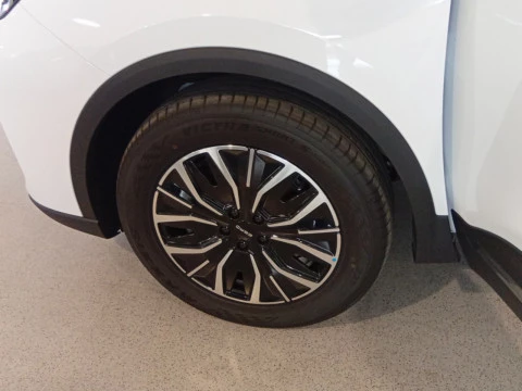 EBRO S700 1.5 TGDI PHEV Luxury E-CVT