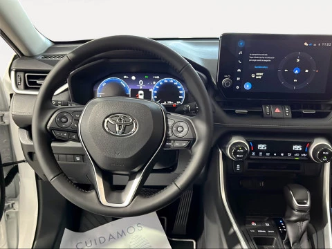 Toyota Rav4 220H e-CVT 4x2 Advance