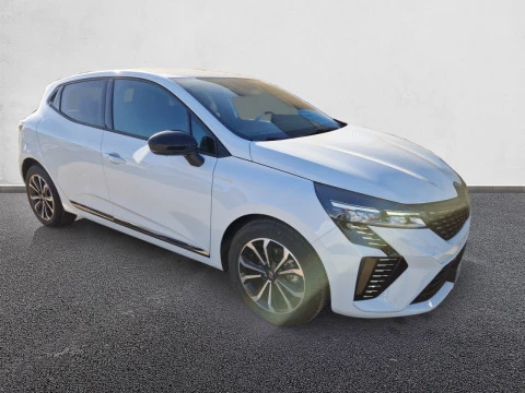 Renault Clio Techno TCe 90 (67kw)