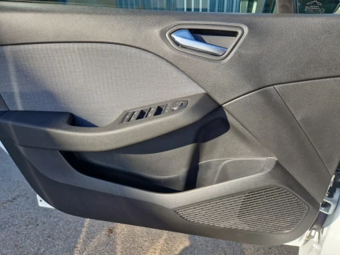 Renault Clio Techno TCe 90 (67kw)