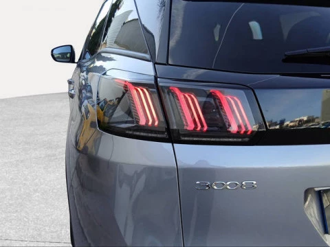 Peugeot 3008 PureTech 130 S&S Allure Pack 96 kW (130 CV)
