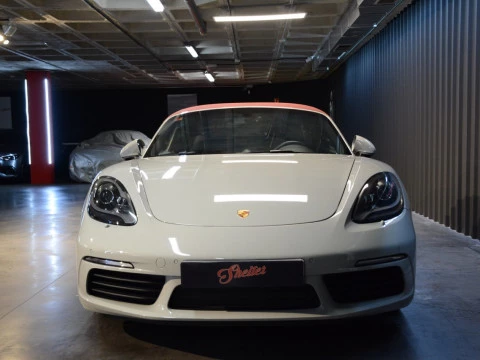 Porsche 718 Boxster