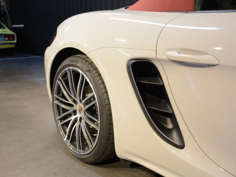 Porsche 718 Boxster