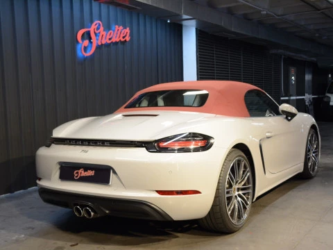Porsche 718 Boxster