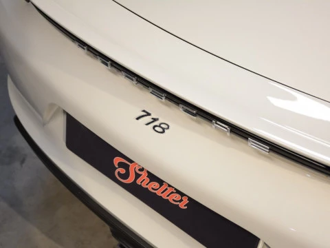 Porsche 718 Boxster