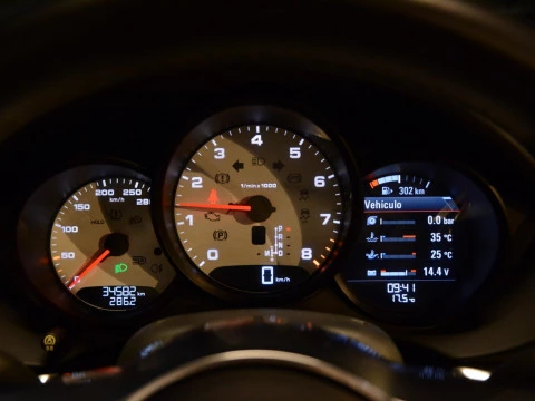 Porsche 718 Boxster