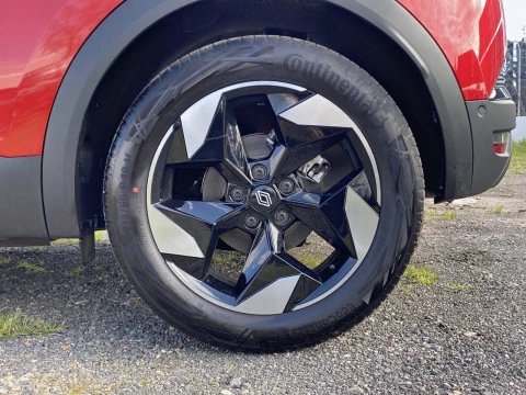 Renault Captur techno Eco-G 100cv (74 kW)