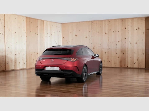 Mercedes-Benz CLA  350 4MATIC SB con tecnologia EQ
