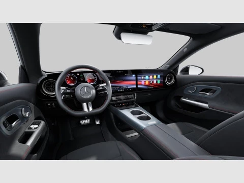 Mercedes-Benz CLA  350 4MATIC SB con tecnologia EQ