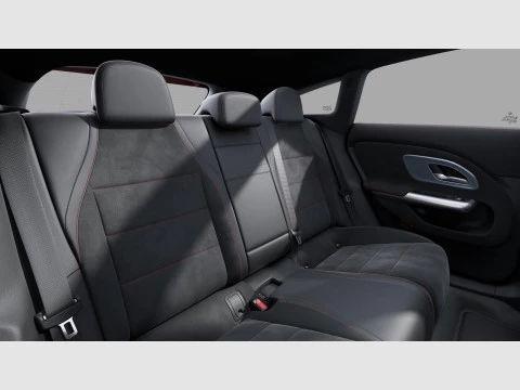 Mercedes-Benz CLA  350 4MATIC SB con tecnologia EQ