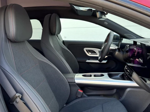 Mercedes-Benz CLA  350 4MATIC SB con tecnologia EQ