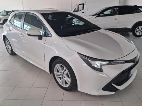 Toyota Corolla 1.8 HYBRID ACTIVE TECH E-CVT 4P