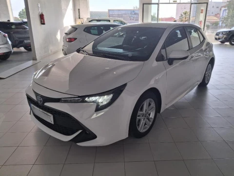 Toyota Corolla 1.8 HYBRID ACTIVE TECH E-CVT 4P