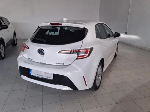Toyota Corolla 1.8 HYBRID ACTIVE TECH E-CVT 4P