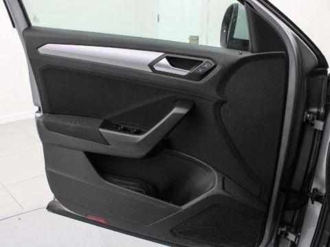 Volkswagen T-Roc 1.5 TSI 110KW MAS 150 5P