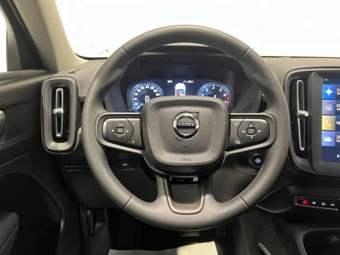 Volvo XC40 1.5 T2 Essential Auto