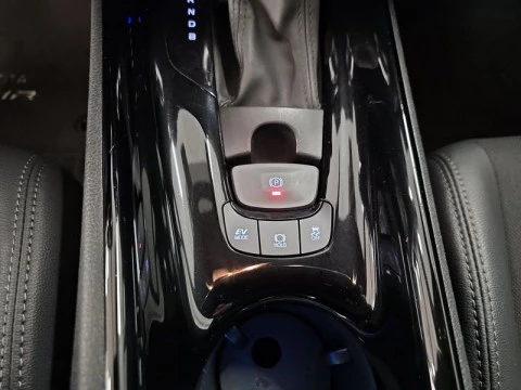 Toyota C-HR 1.8 125H Advance