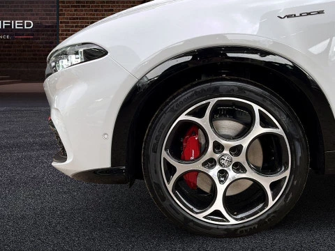 Alfa Romeo Tonale 1,6 DS 130 CV VELOCE