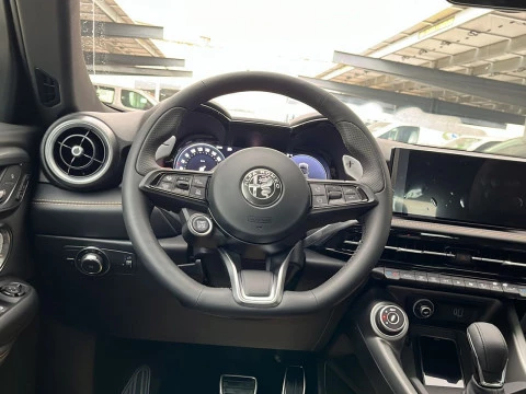 Alfa Romeo Tonale 1,6 DS 130 CV VELOCE