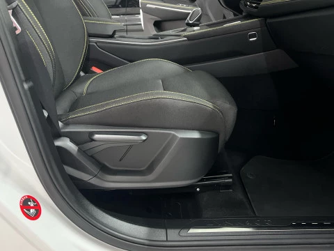Lynk & Co 01 1.5 PHEV CORE 5P