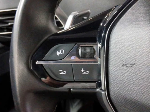 Peugeot 3008 Hybrid 225 Allure Pack e-EAT8 165 kW (225 CV)